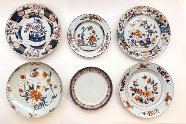 SIX IMARI PORCELAIN PLATES