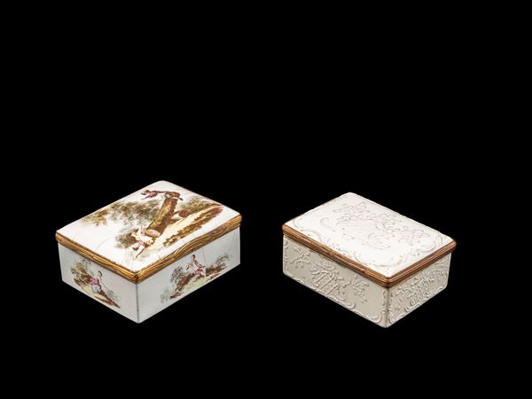 DUE TABACCHIERE IN SMALTO