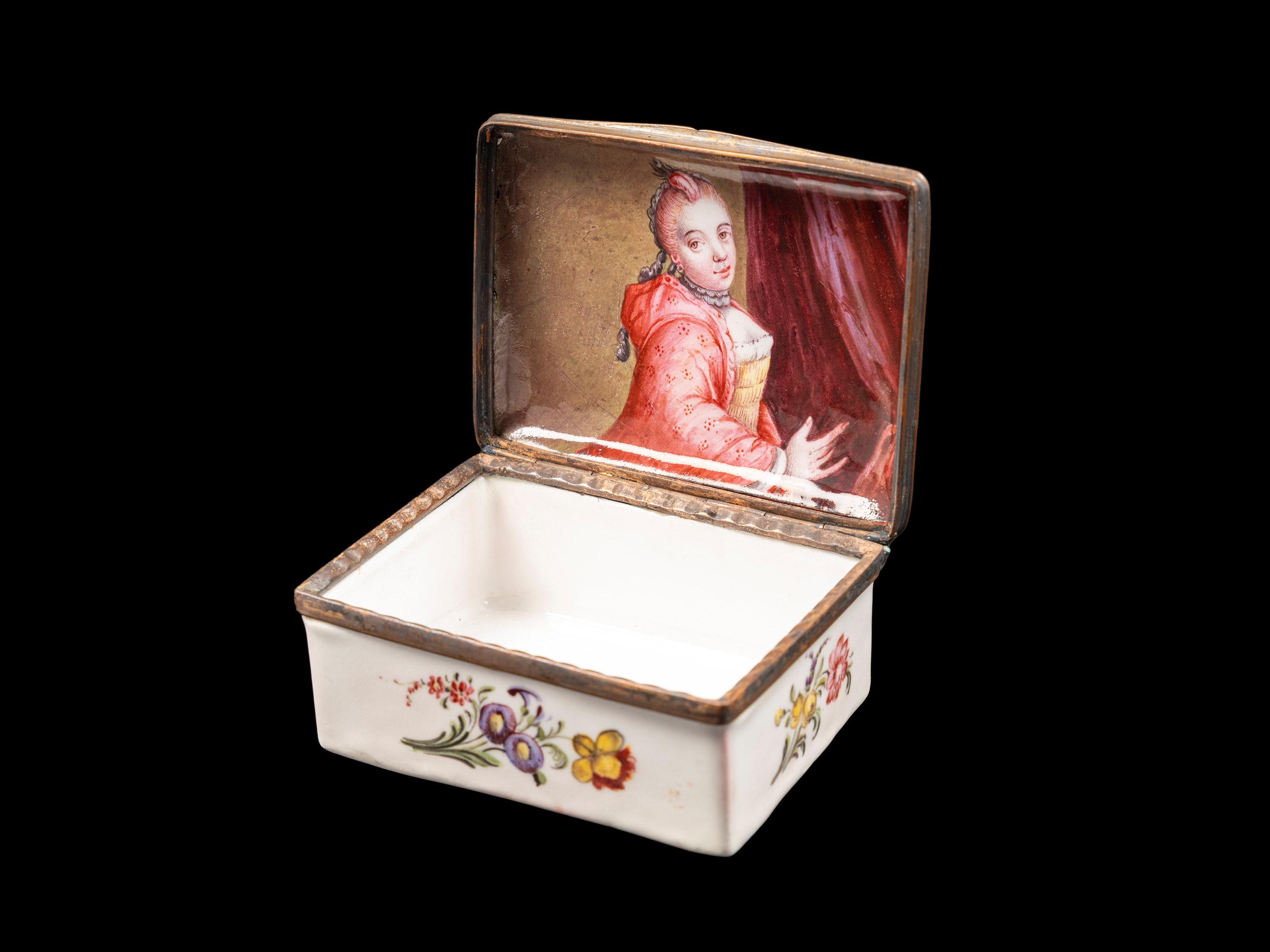 TABACCHIERA IN SMALTO