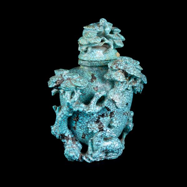 A SMALL TURQUOISE VASE