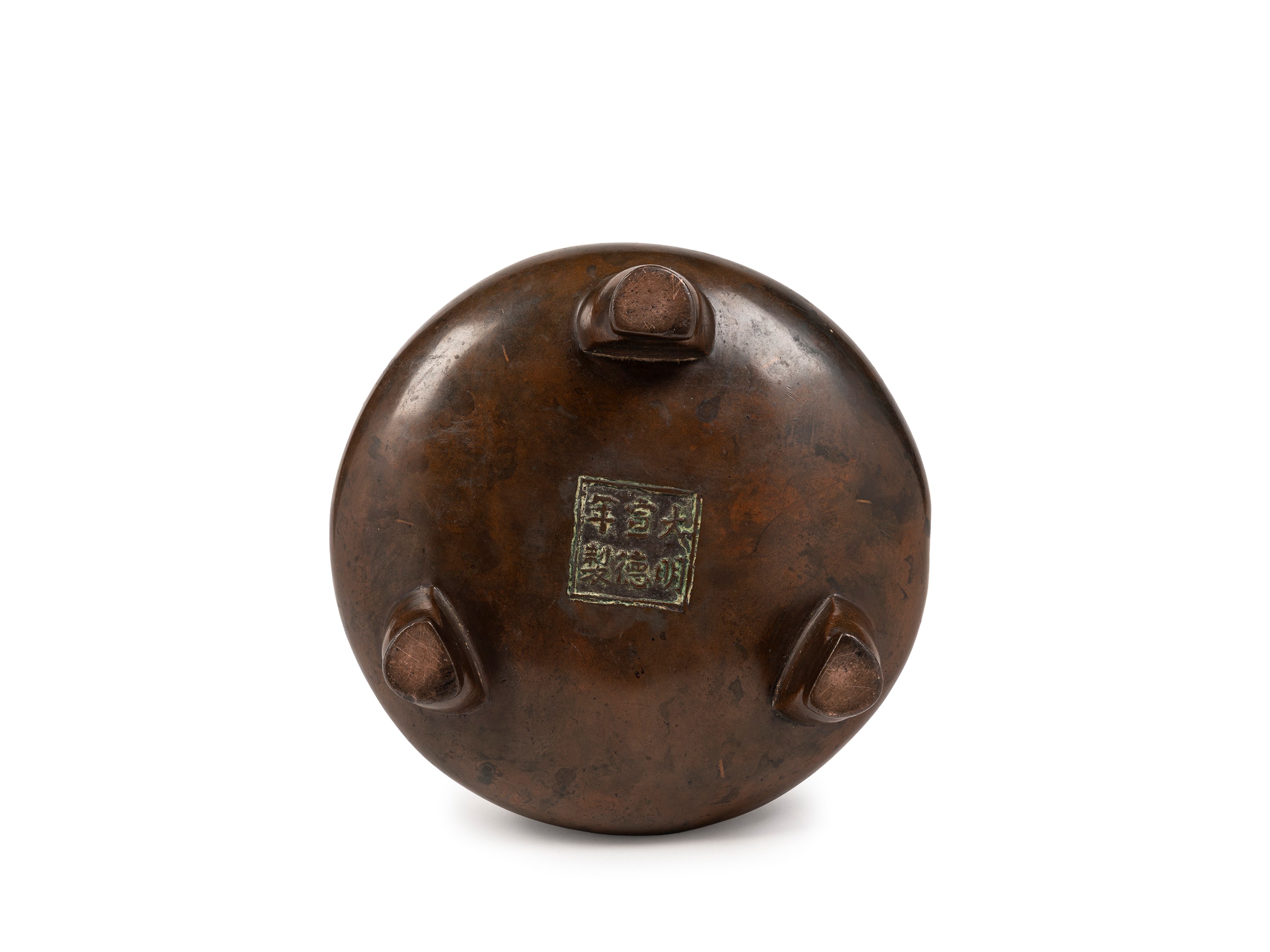 Cina, Incensiere tripode in bronzo a smalto brunito e marchio apocrifo Xuande
