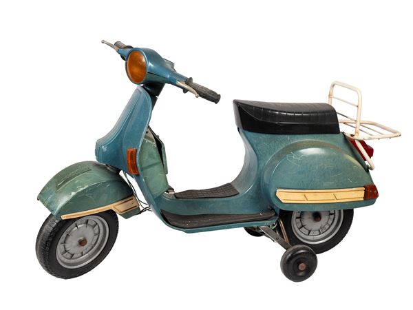 VESPA PEG PEREGO TOY