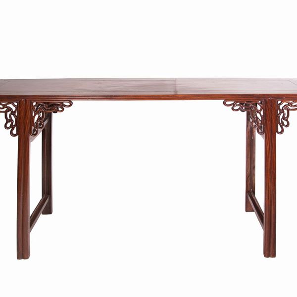 A RECTANGULAR HUANGHUALI TABLE