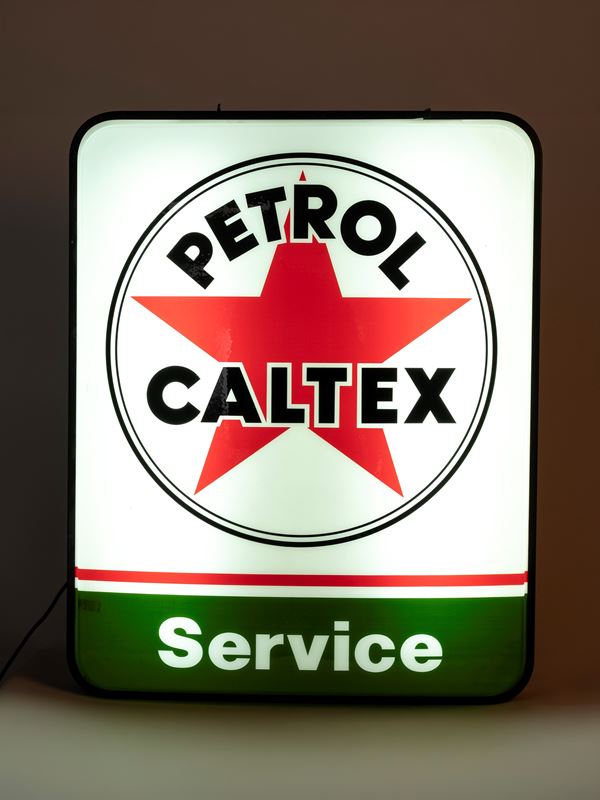 A 1980s CALTEX PETROL SERVICE LIT ADVERTISING SIGN
