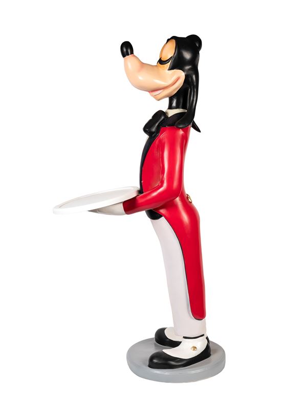 A GOOFY (PIPPO) FIGURE STATUE, WALT DISNEY