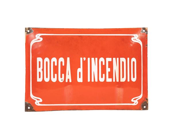 1930s CONVEX ENAMELED SIGN – “BOCCA D’INCENDIO”