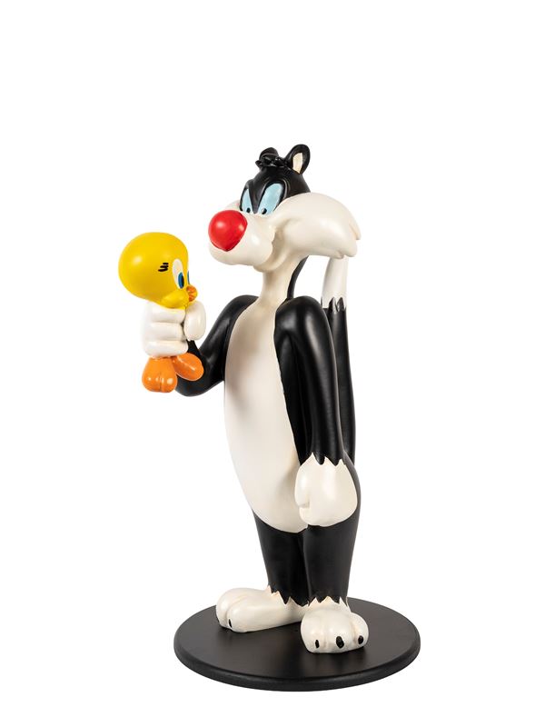 A GIANT SILVESTER CAT FIGURE, LOONEY TUNES
