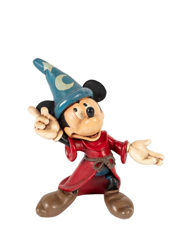 AN ORIGINAL 1970s DISNEY RESIN STATUE OF MICKEY MOUSE AS THE SORCERER'S APPRENTICE