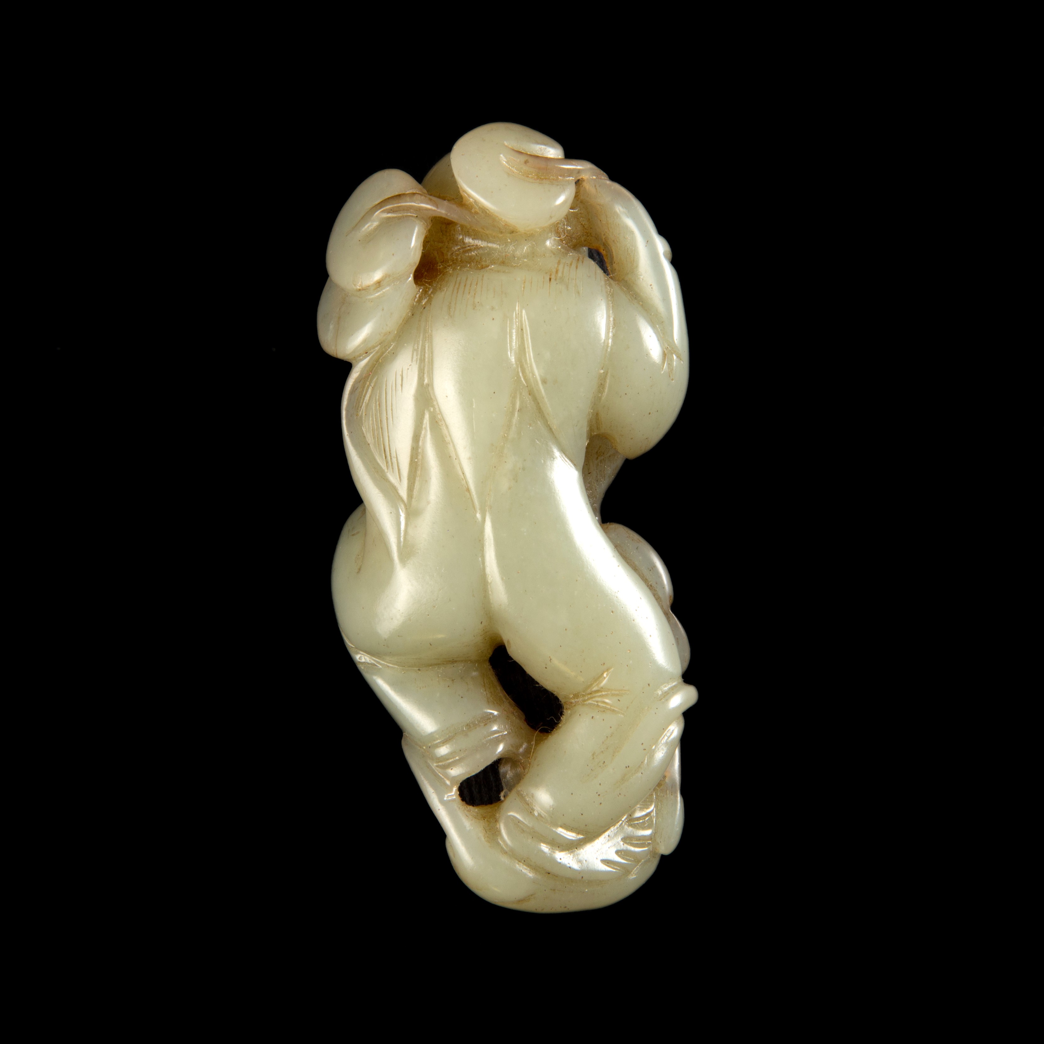 PICCOLA FIGURA IN GIADA