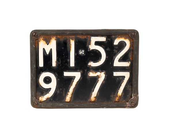 ORIGINAL METAL CAR LICENSE PLATE, 1960s, MILANO MI 529777