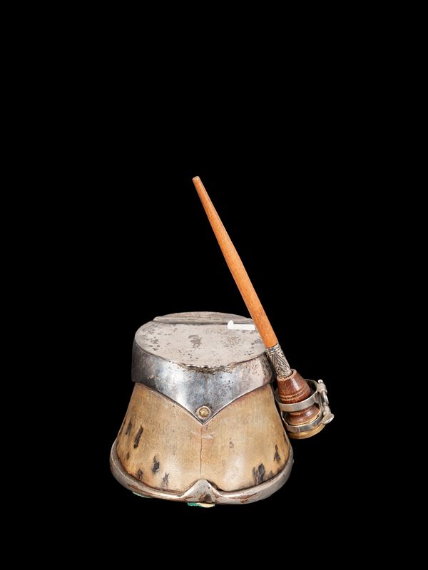 CALAMAIO A FORMA DI ZOCCOLO