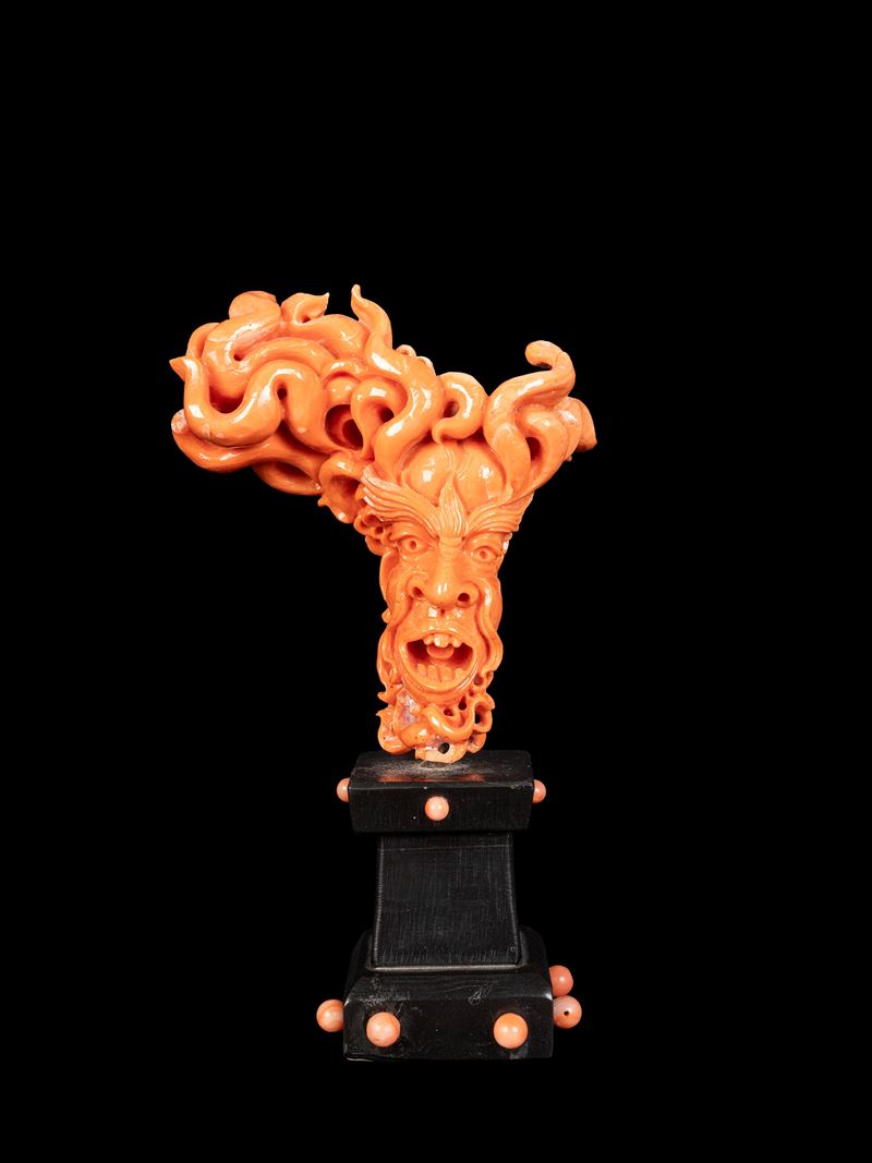 Carlo Parlati (attr.) - Scultura in corallo rosso scolpita