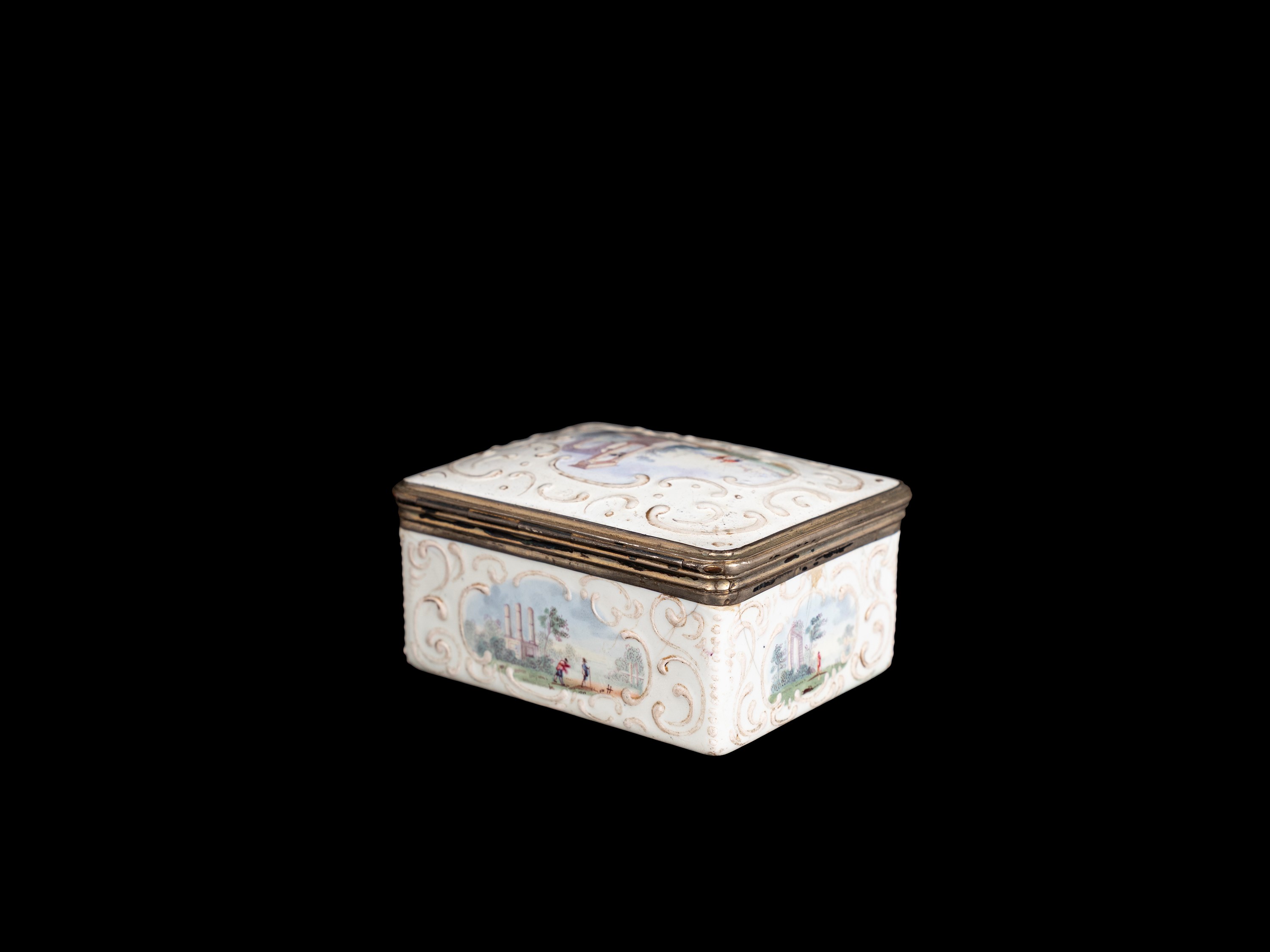 TABACCHIERA IN SMALTO