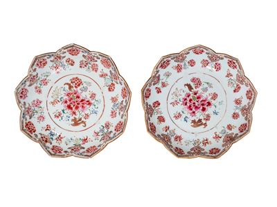 Cina, dinastia Qing (periodo Yongzheng), Coppia di piatti in porcellana «famiglia rosa»