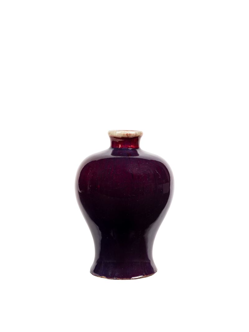 VASO IN PORCELLANA MONOCROMA