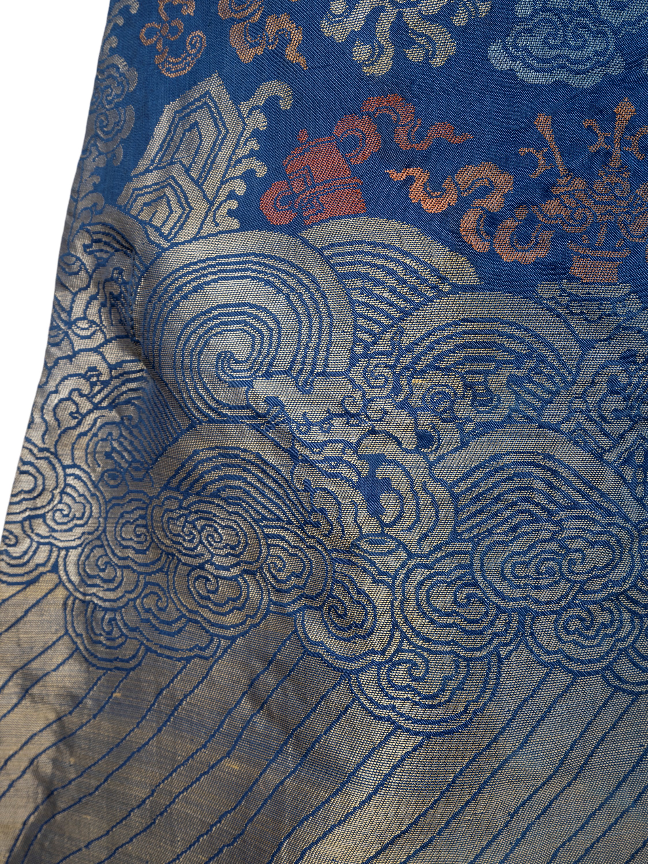 Cina, dinastia Qing (fine XIX secolo), Vestito in broccato di seta