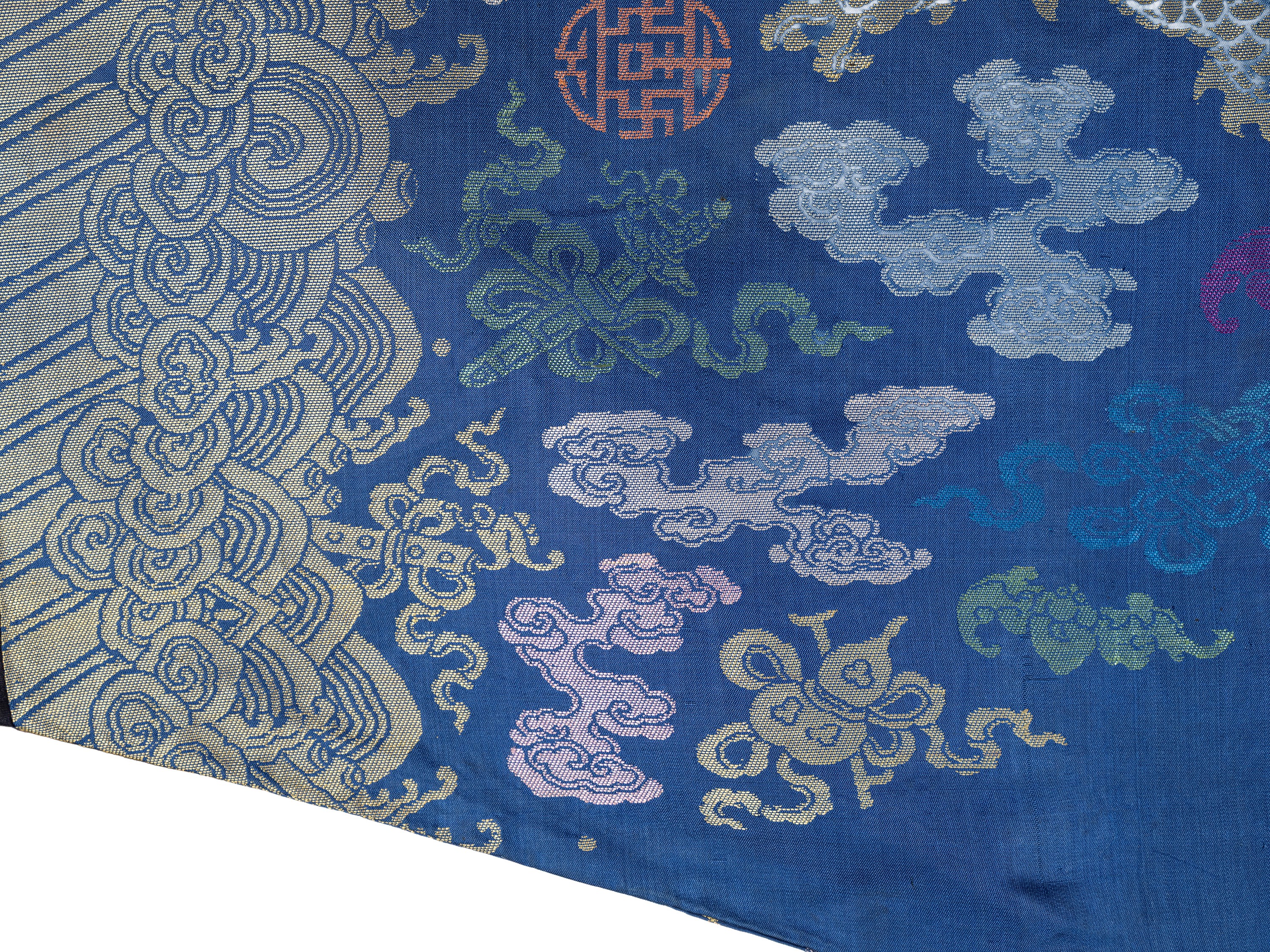 Cina, dinastia Qing (fine XIX secolo), Vestito in broccato di seta
