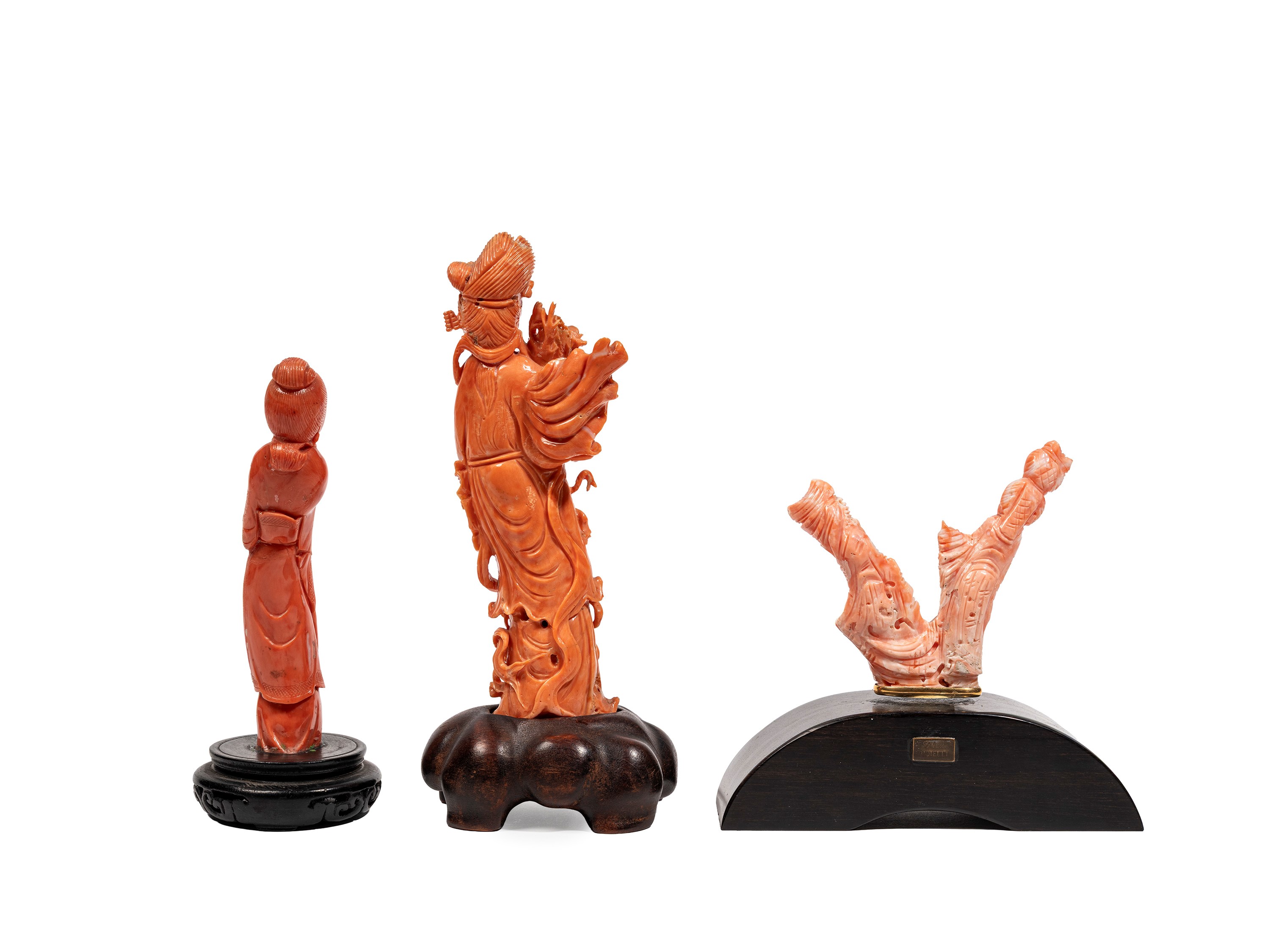 ☼TRE FIGURE IN CORALLO