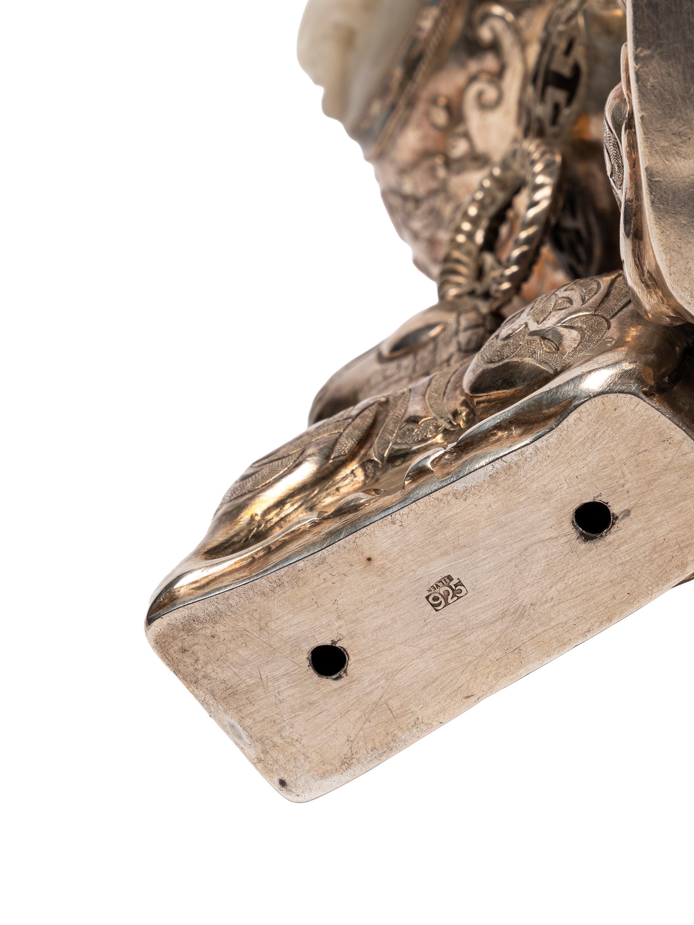 Arte cinese del XX secolo, Incensiere in argento con giade e turchesi