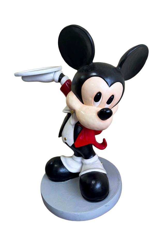 A MICKEY MOUSE (WALT DISNEY) FIGURE STATUE