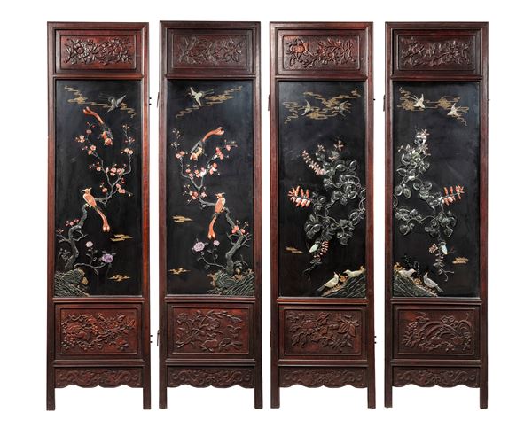 A WOODEN AND HARDSTONES SCREEN