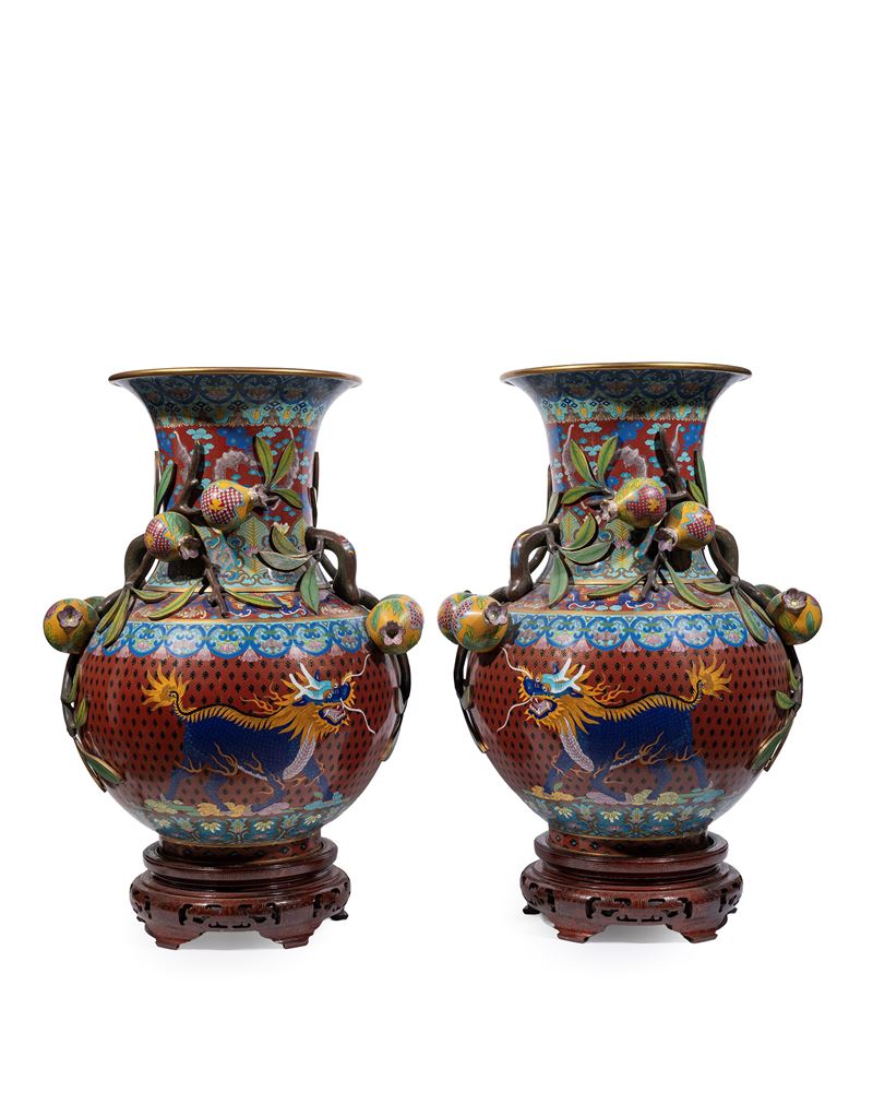 COPPIA DI GRANDI VASI IN SMALTO CLOISONNE