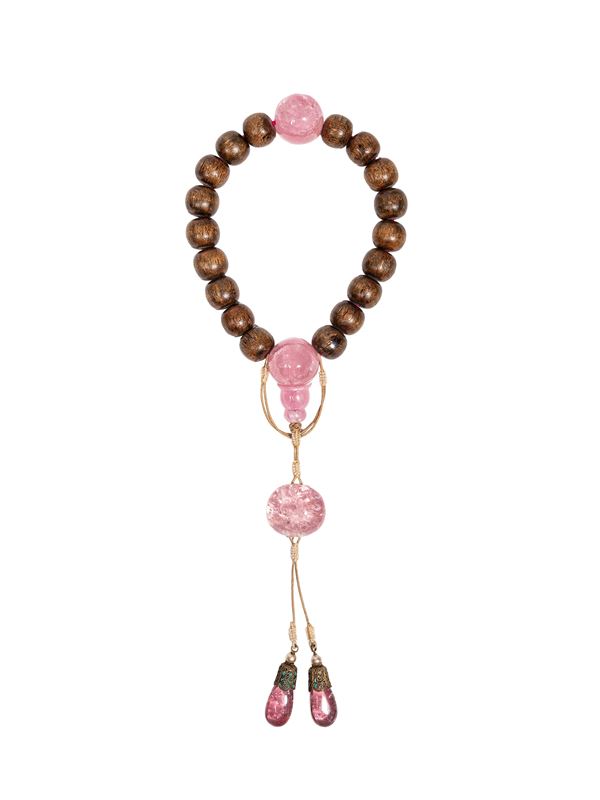 ☼AN AGARWOOD AND TOURMALINE BRACELET