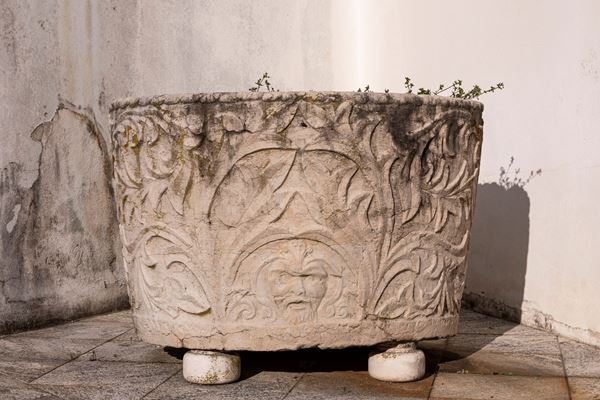 §VASCA IN PIETRA D'ISTRIA