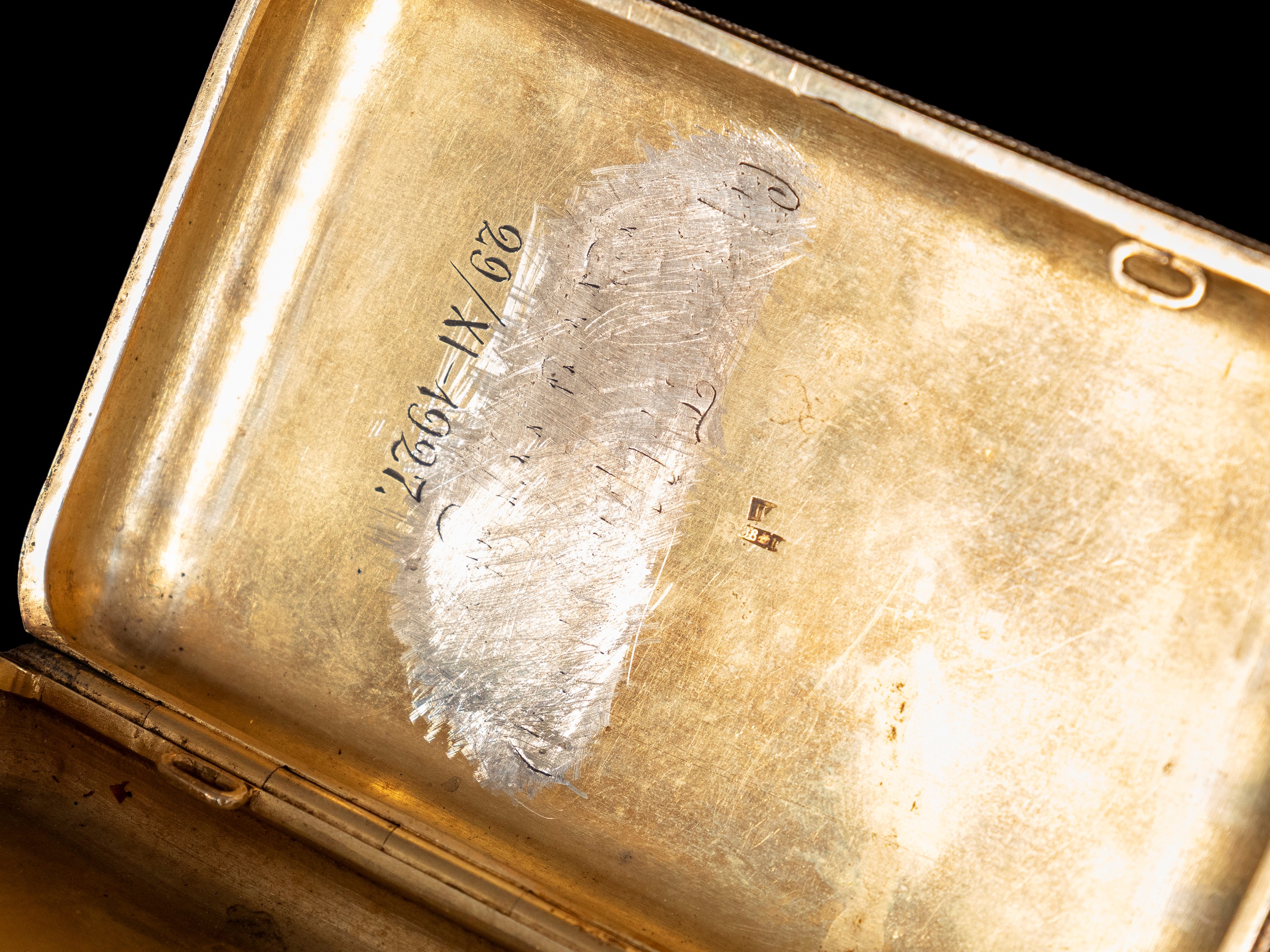 PORTASIGARETTE IN ARGENTO E SMALTO