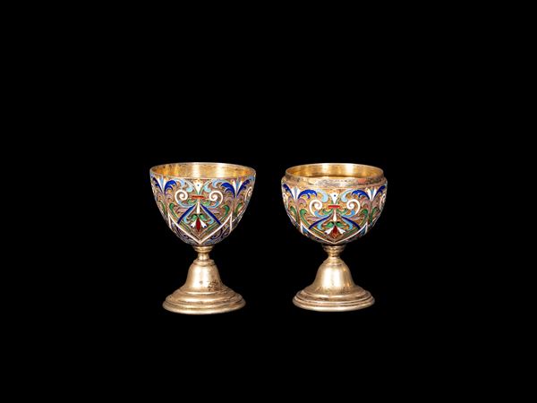DUE COPPETTE DA VIAGGIO IN ARGENTO E SMALTO GUILLOCHE