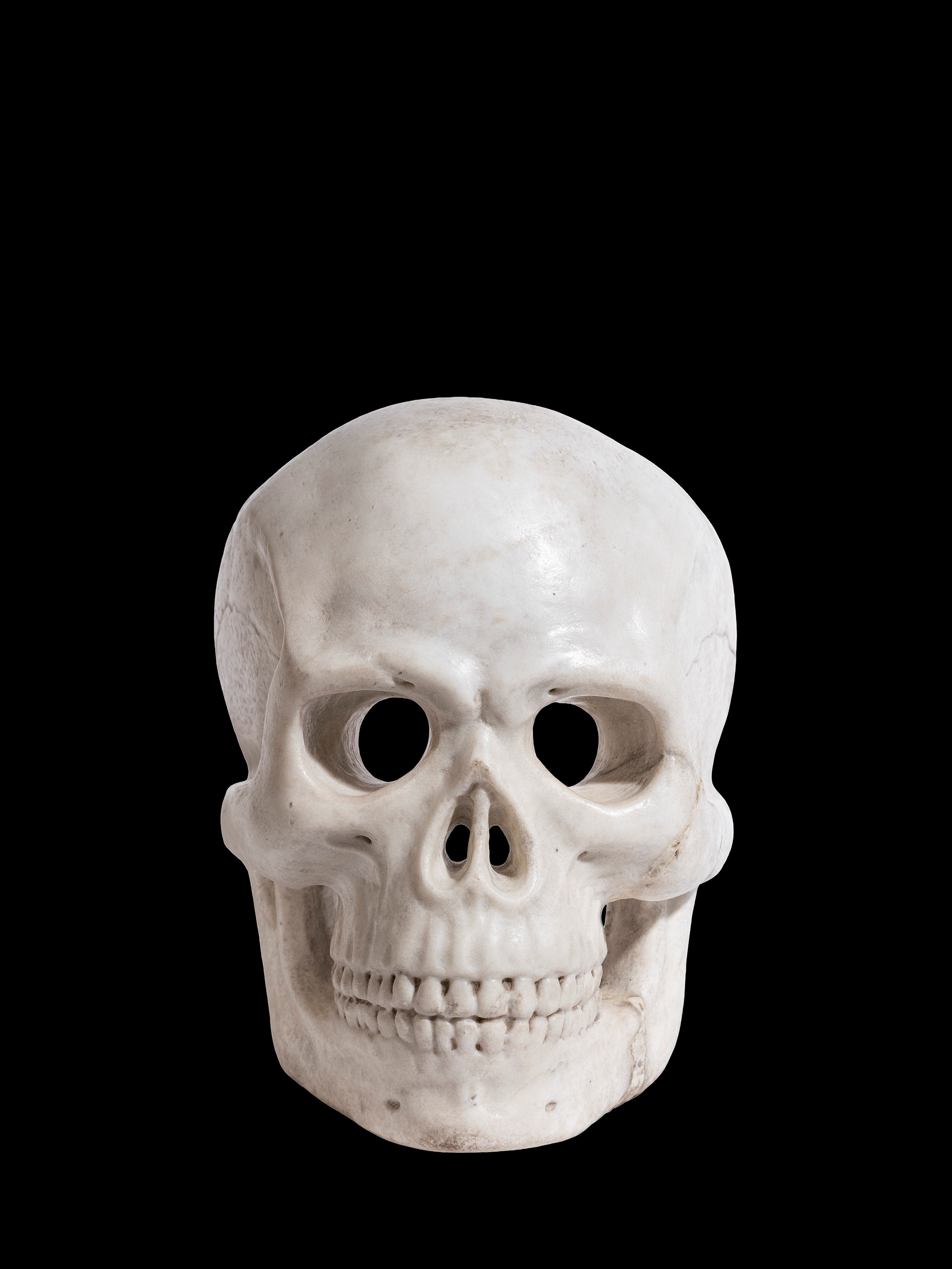 MEMENTO MORI IN MARMO BIANCO