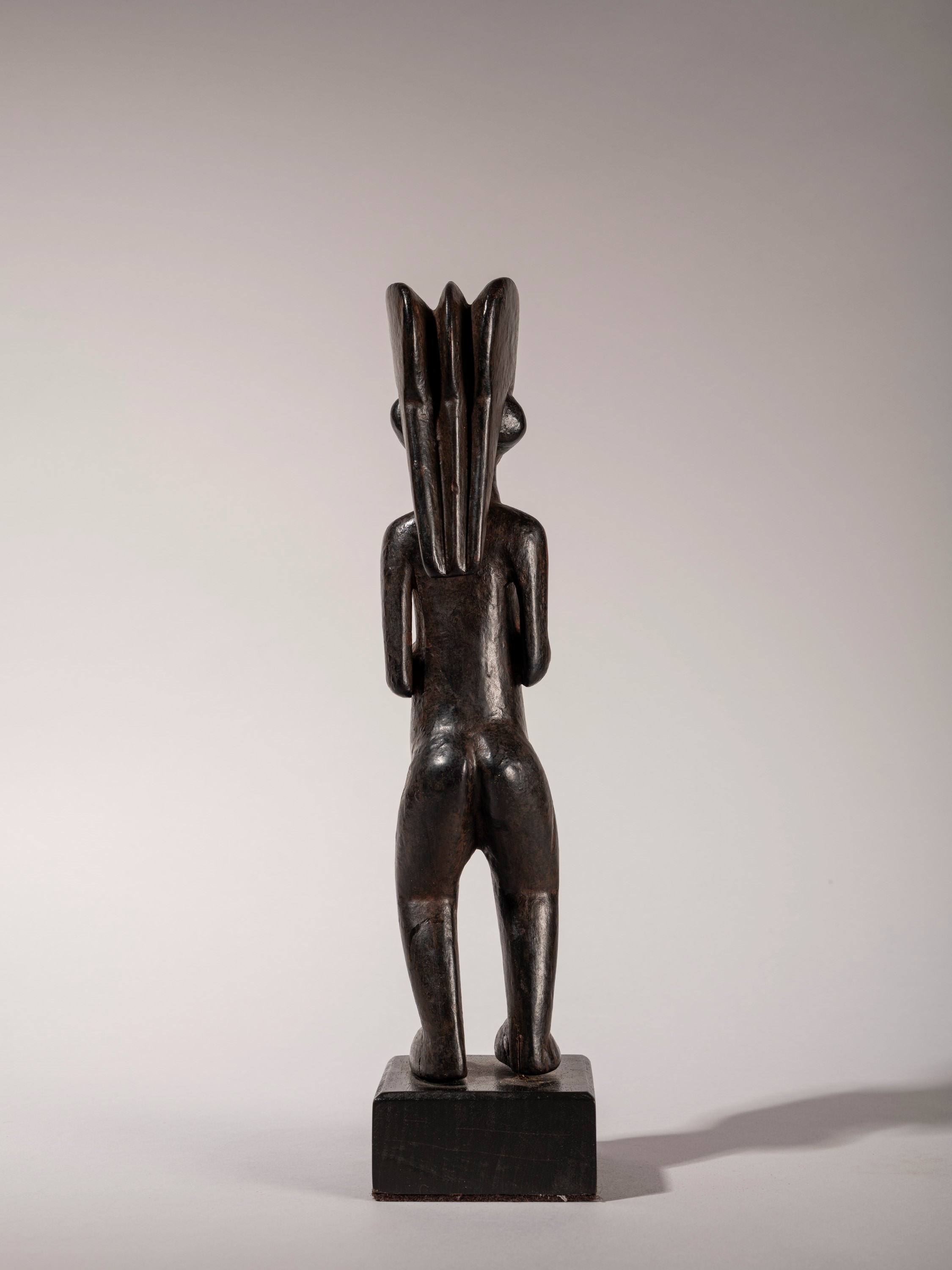FIGURA FEMMINILE