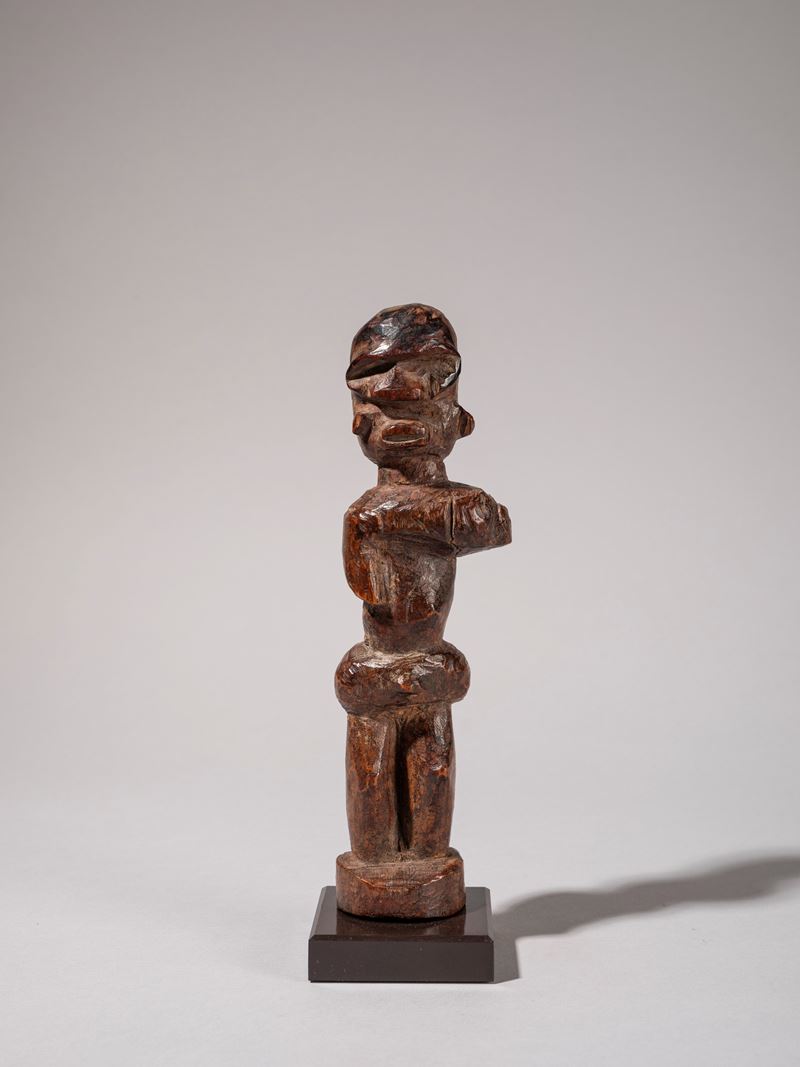 FIGURA DI ANTENATO