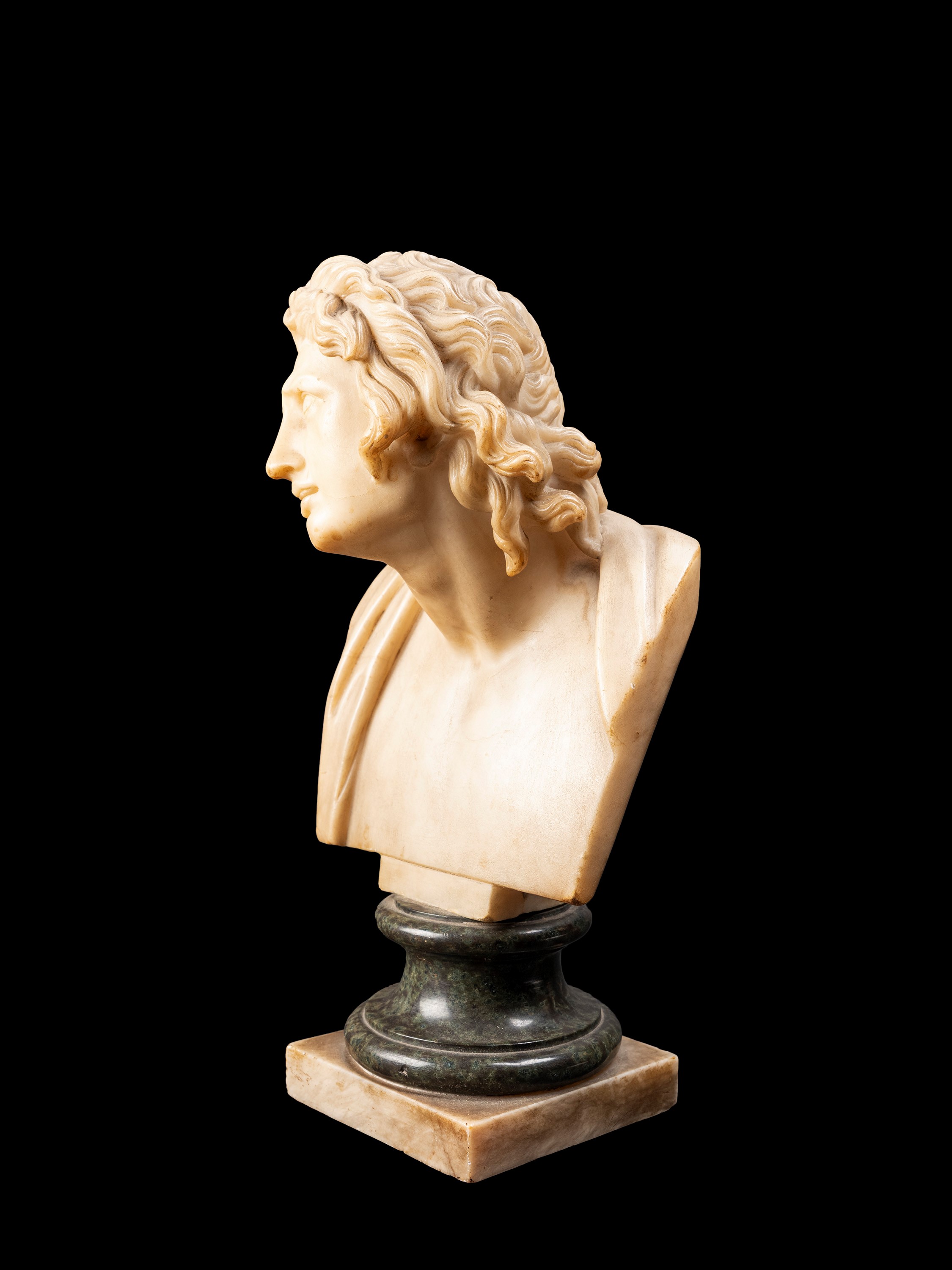 Busto in marmo neoclassico raffigurante Alessandro Magno, XIX secolo