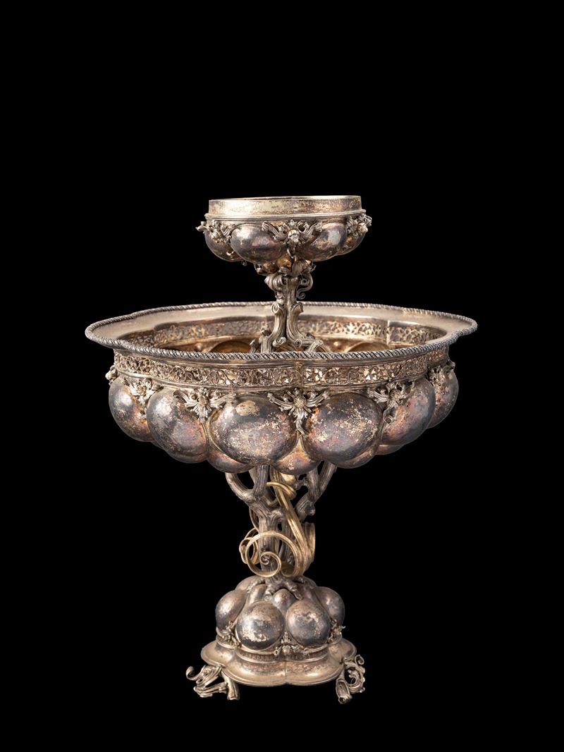 GRANDE CENTROTAVOLA IN ARGENTO