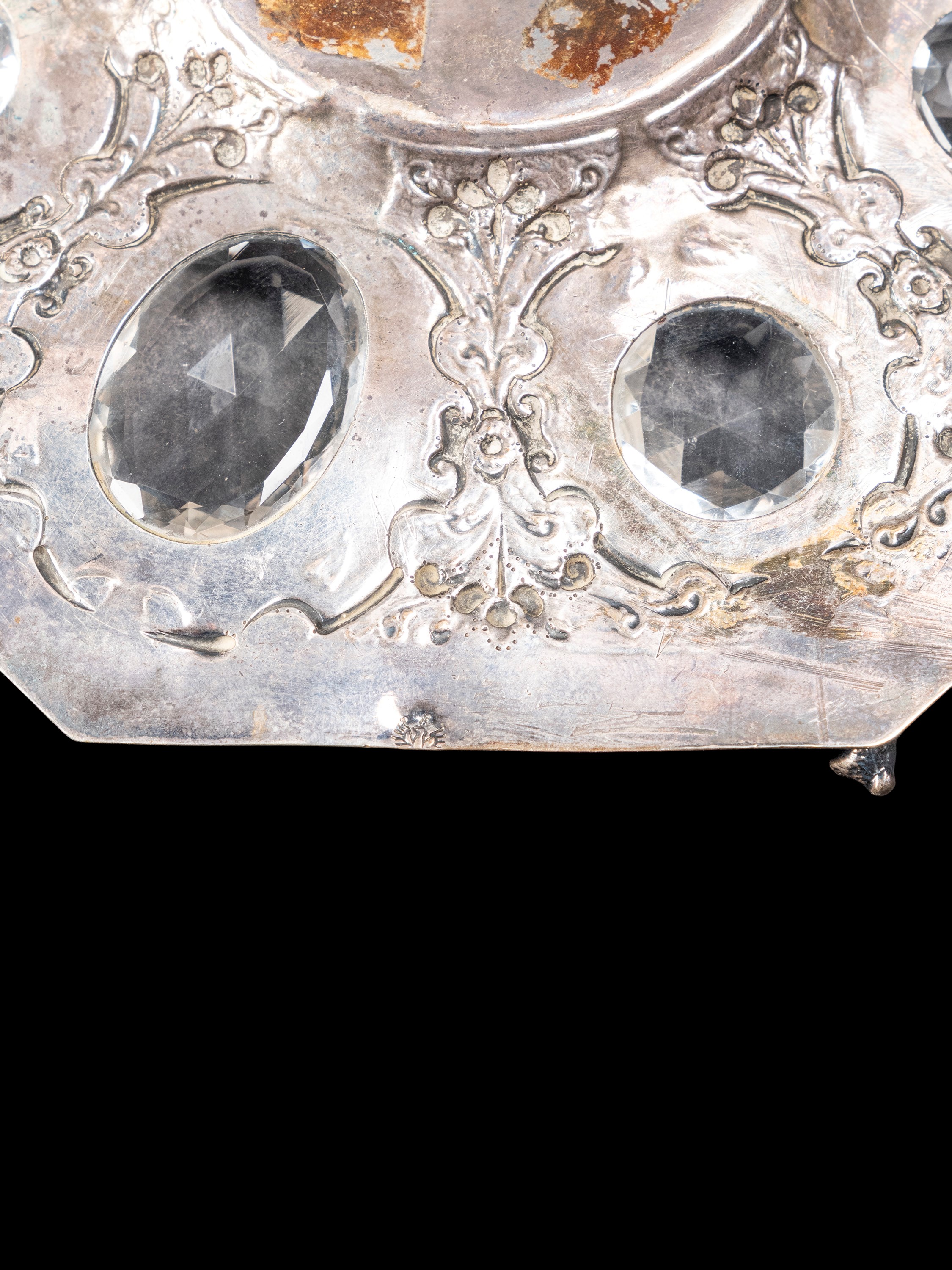 OLIERA CON PIATTINO IN ARGENTO E CRISTALLI