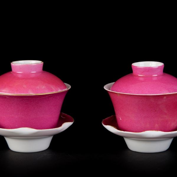 A 'RUBY BACK' TEA SET 