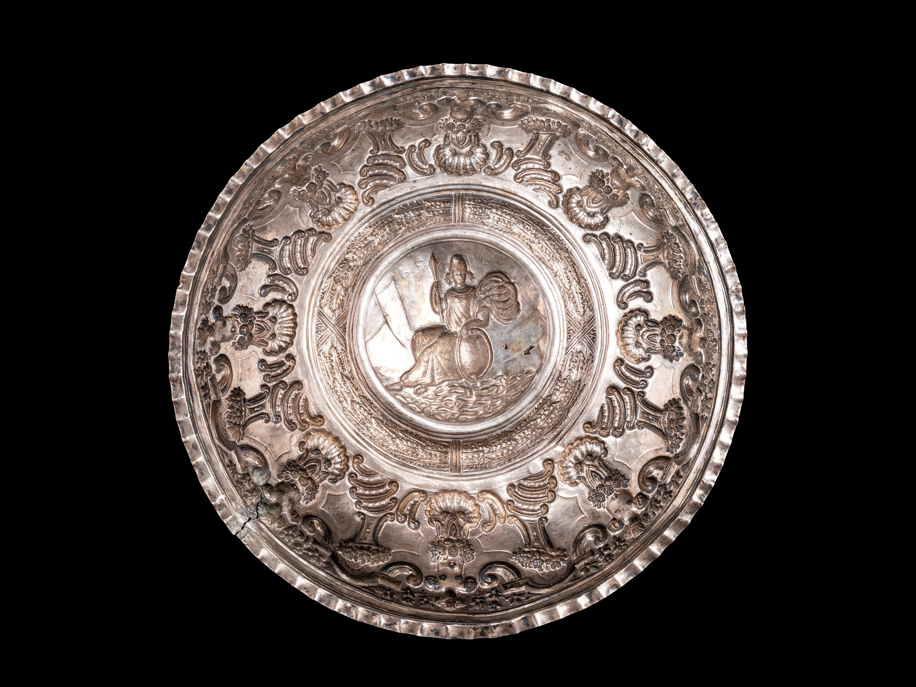 PIATTO DA PARATA IN ARGENTO