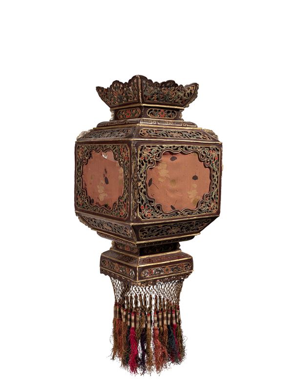 A PALACE WOODEN LANTERN
