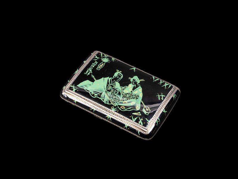 TABACCHIERA IN ARGENTO E SMALTO