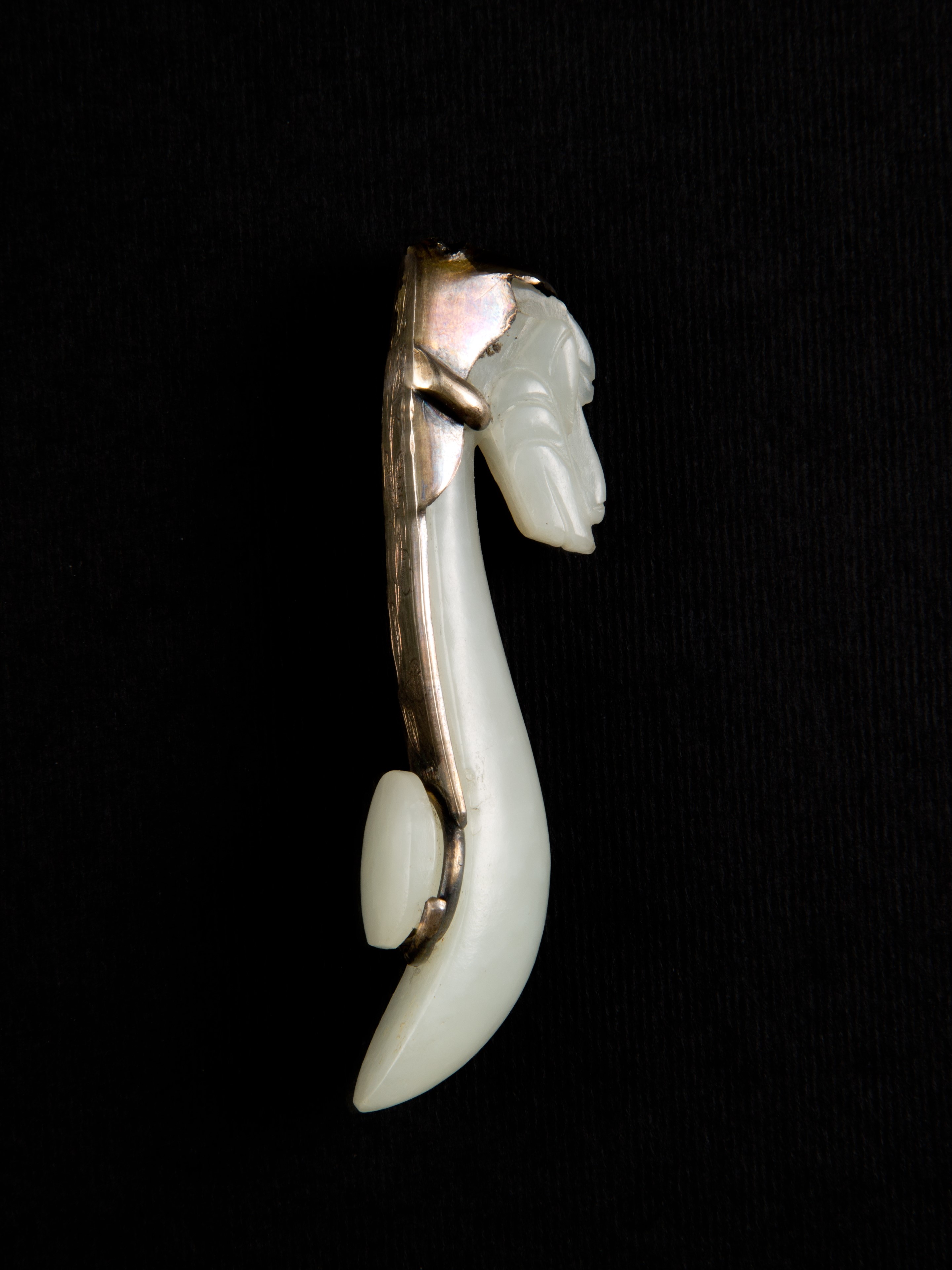 PICCOLO GANCIO PER CINTURA IN GIADA E ARGENTO