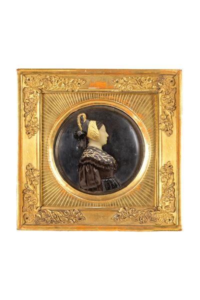 Ceroplastica entro cornice in legno dorato, sec. XIX