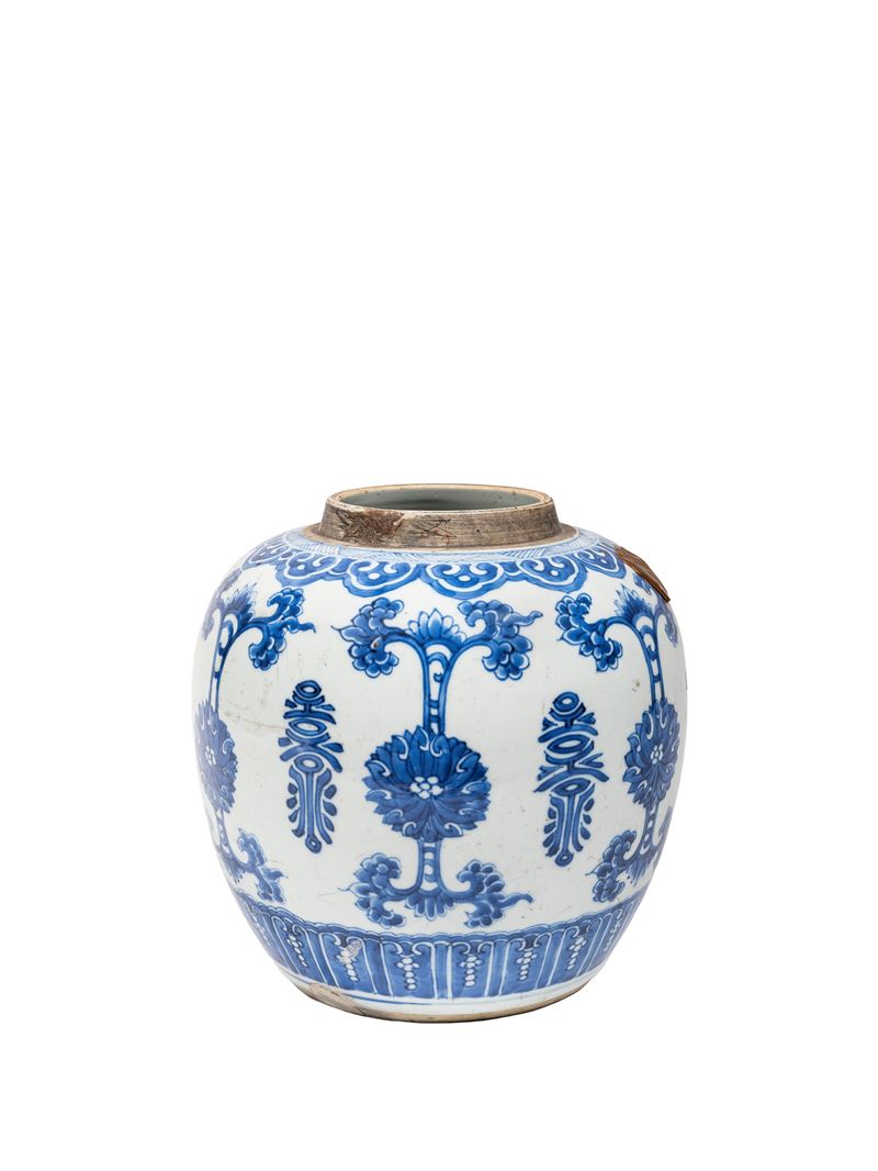 VASO IN PORCELLANA BIANCA E BLU