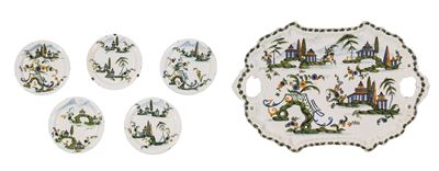 Fabbrica Antonibon, Vassoio mistilineo e cinque piatti in maiolica a paesaggi “al ponticello” (XV...