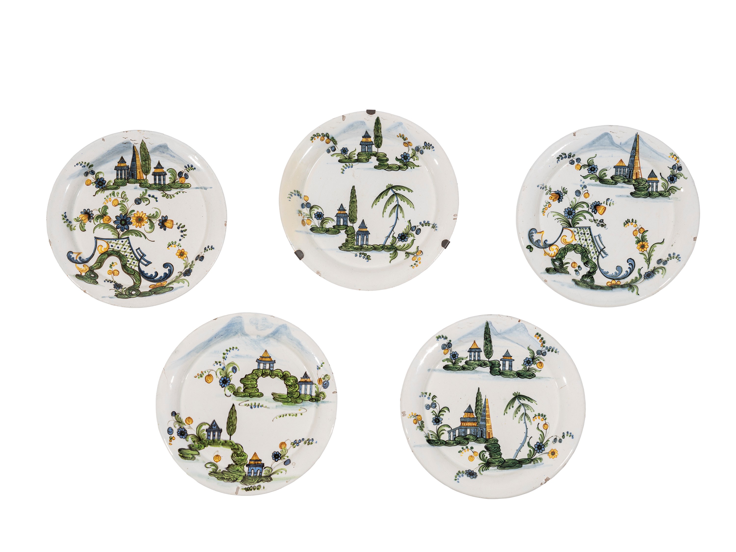 Fabbrica Antonibon, Vassoio mistilineo e cinque piatti in maiolica a paesaggi “al ponticello” (XV...