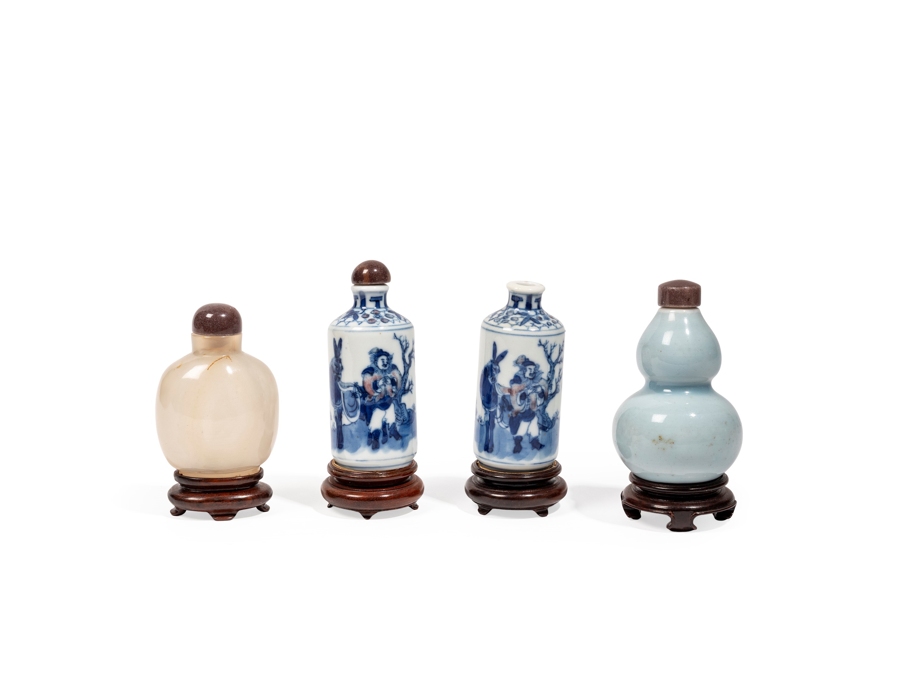 QUATTRO SNUFF BOTTLE