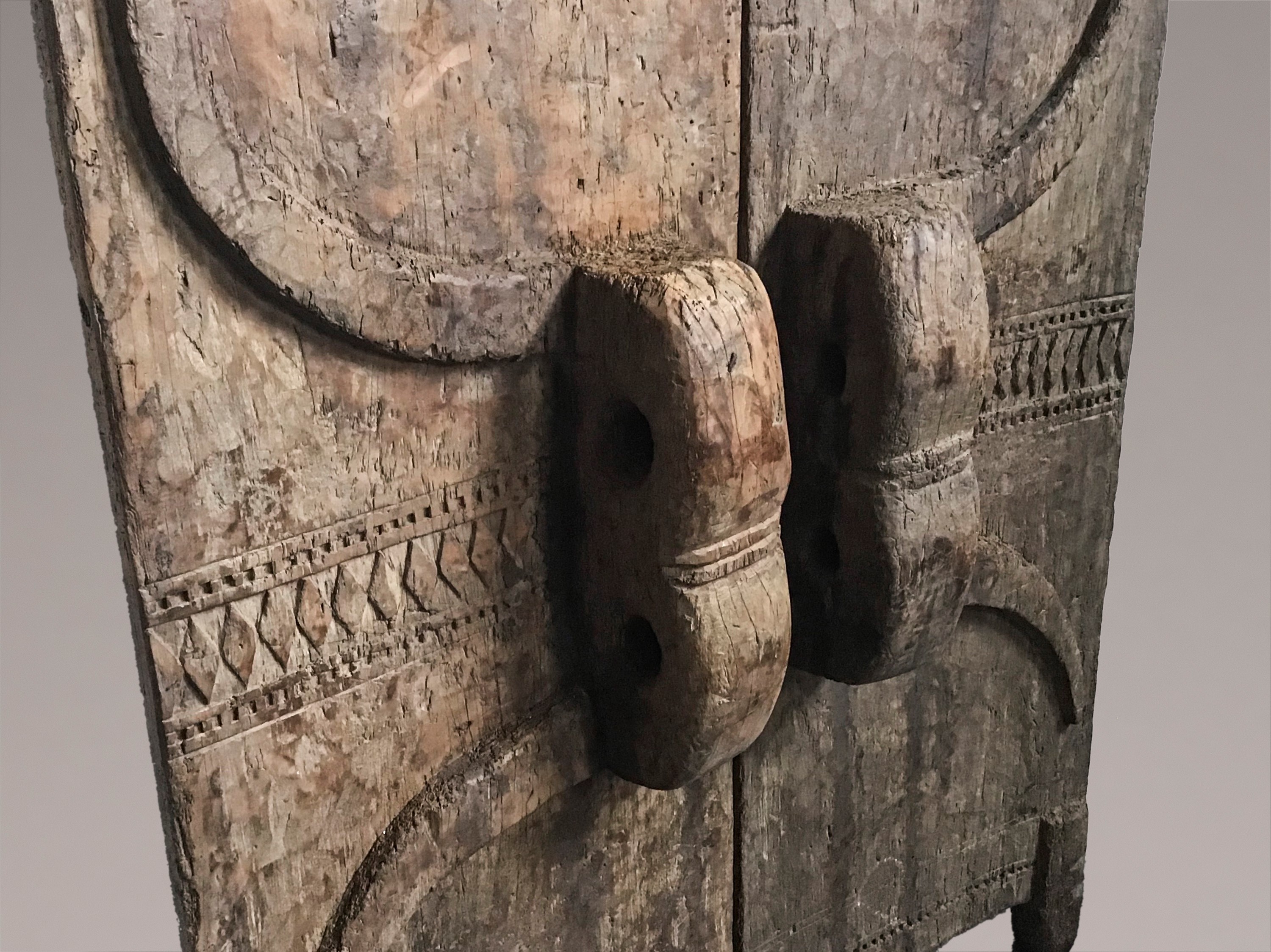 °PORTALE IN LEGNO DI CASA TRADIZIONALE