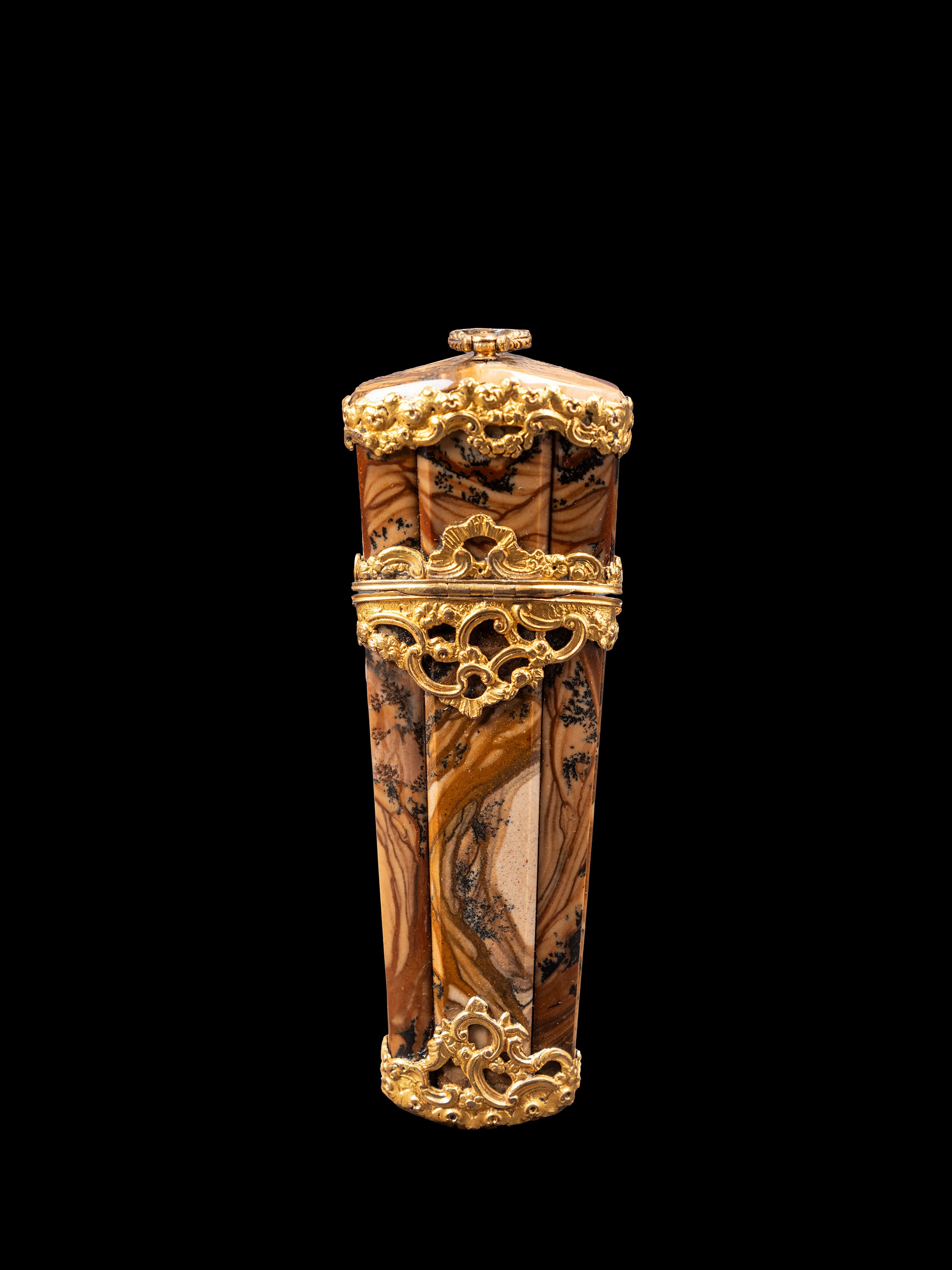 Etui in agata con decori in rame dorato, Inghilterra (XVIII/XIX secolo)