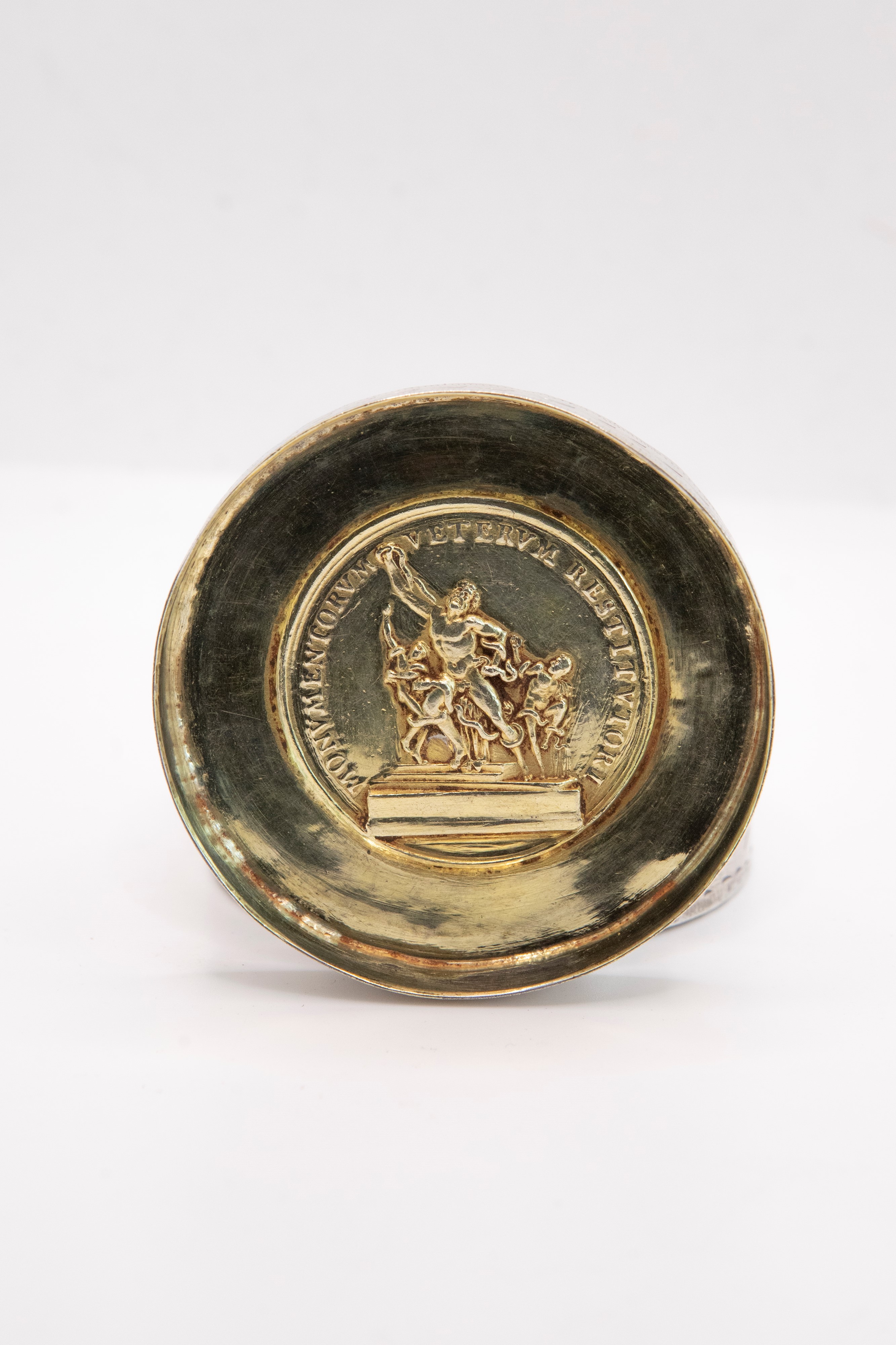 RARA TABACCHIERA IN ARGENTO CON MEDAGLIA COMMEMORATIVA DI PIO VII
