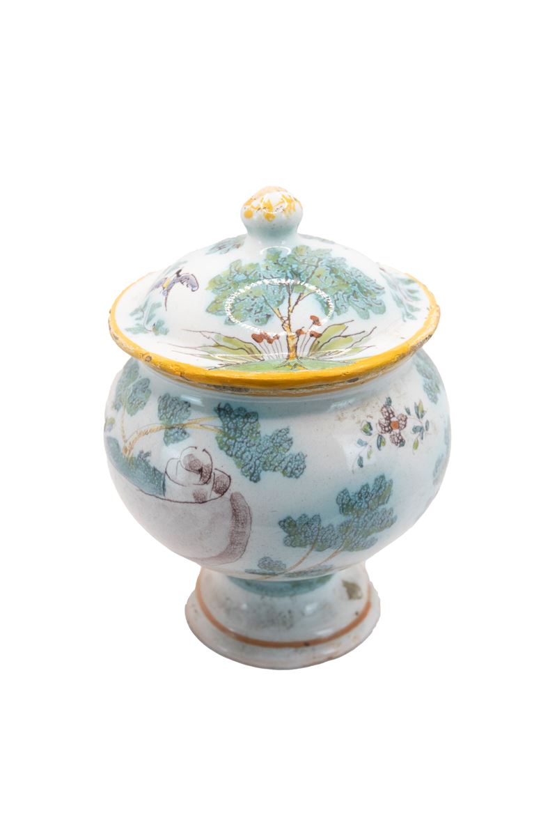 °VASO CON COPERCHIO IN MAIOLICA POLICROMA, FABBRICA FERNIANI